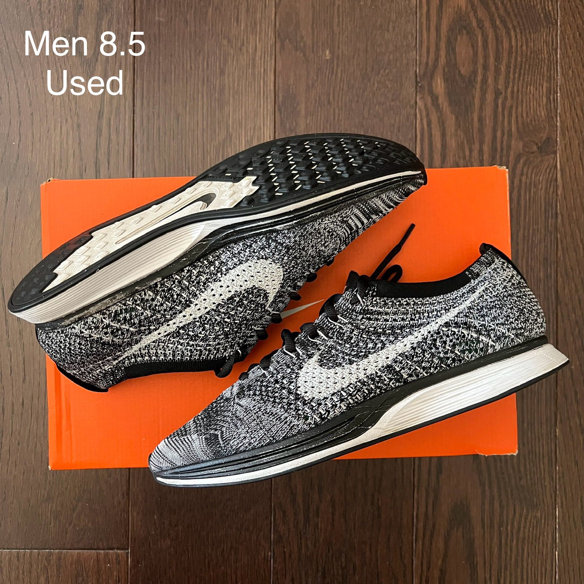 Nike Flyknit Racer Oreo 2.0 Size 8.5