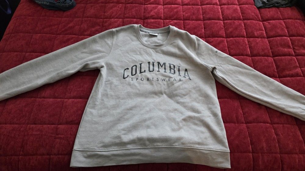 Columbia Sweatshirt