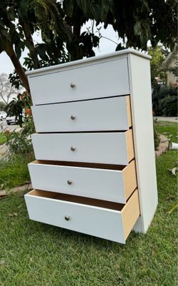 White Chest 5-Drawer