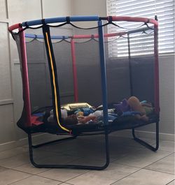 Kids trampoline