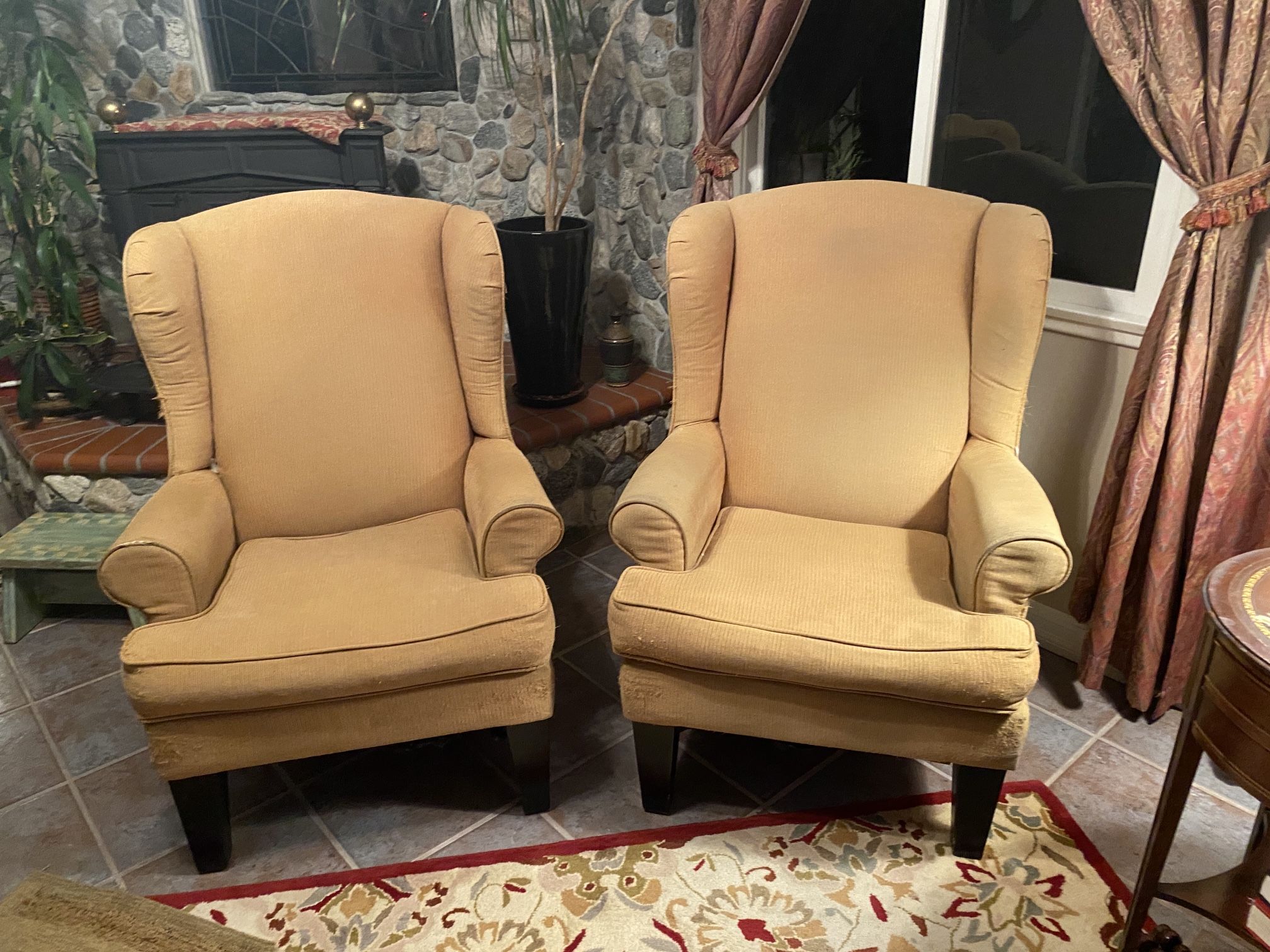 WING BACK / WINGBACK CHAIRS
