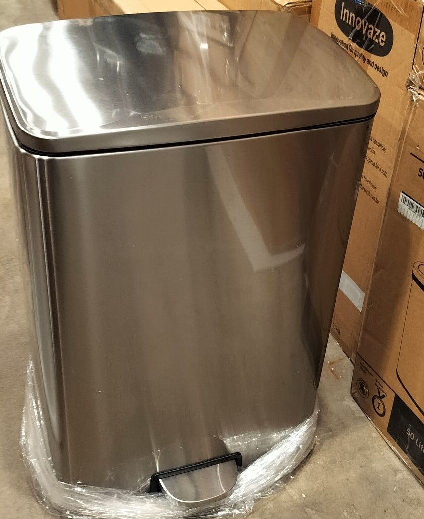 13 gallons stainless steel step on padel kitchen trash can/ new open box/ see discription ๐๐