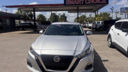 2020 Nissan Altima