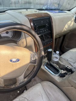 2006 Ford Explorer