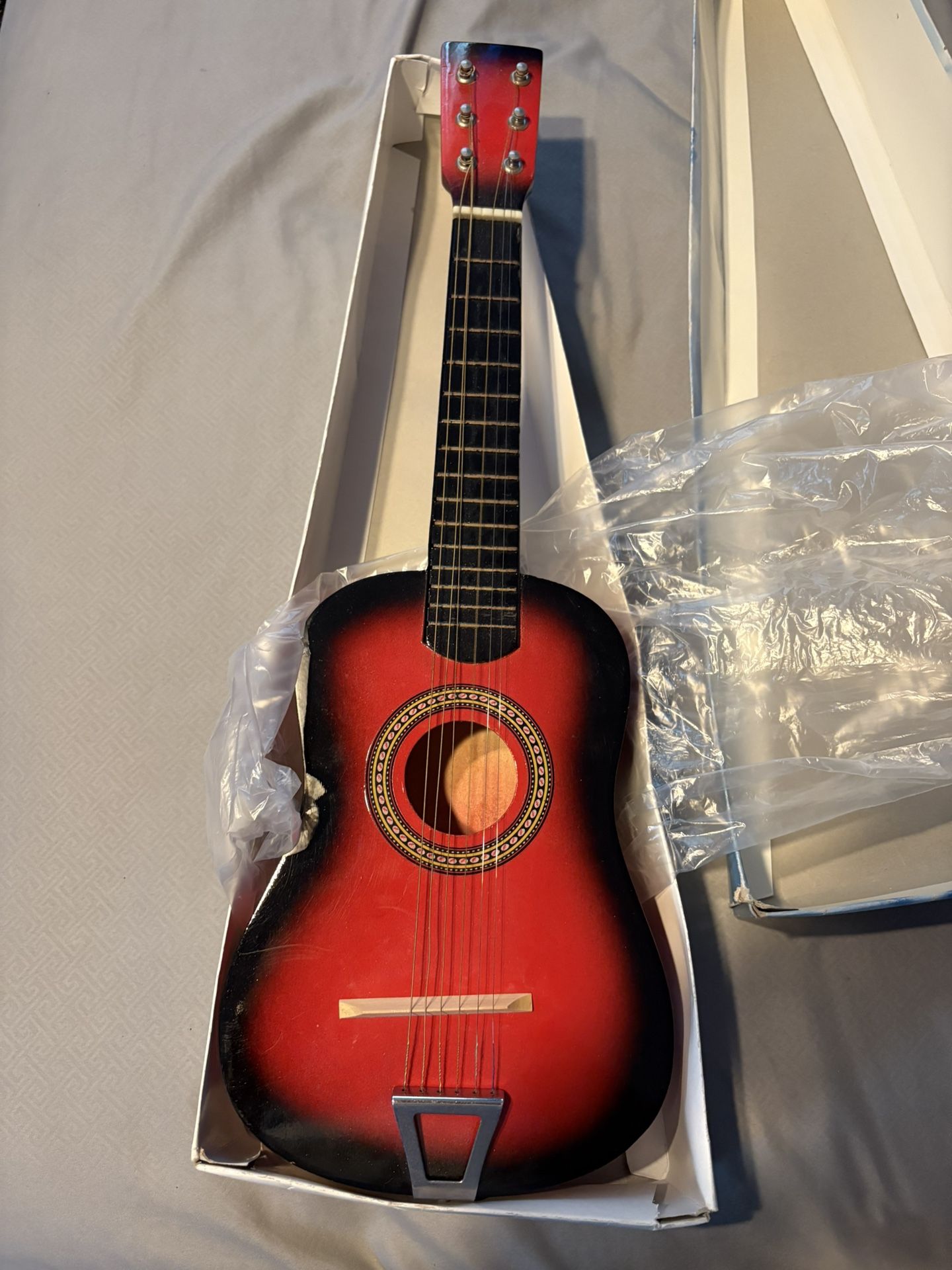 Mini 6 String Guitar / Ukulele