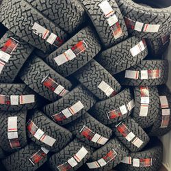 33 12 50 20 XT Tires Set New