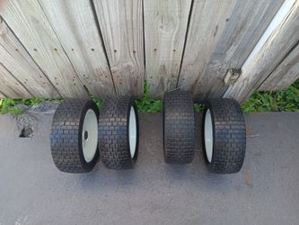 Plastic tires with rim