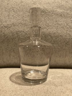 Whisky And Bourbon Decanter, Modern, Slick