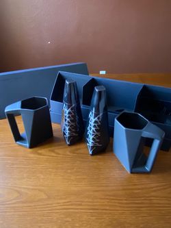Tesla Cyber Beer and Cyber Stein unopened Limited Edition Mugs 2pack Rare New in Box