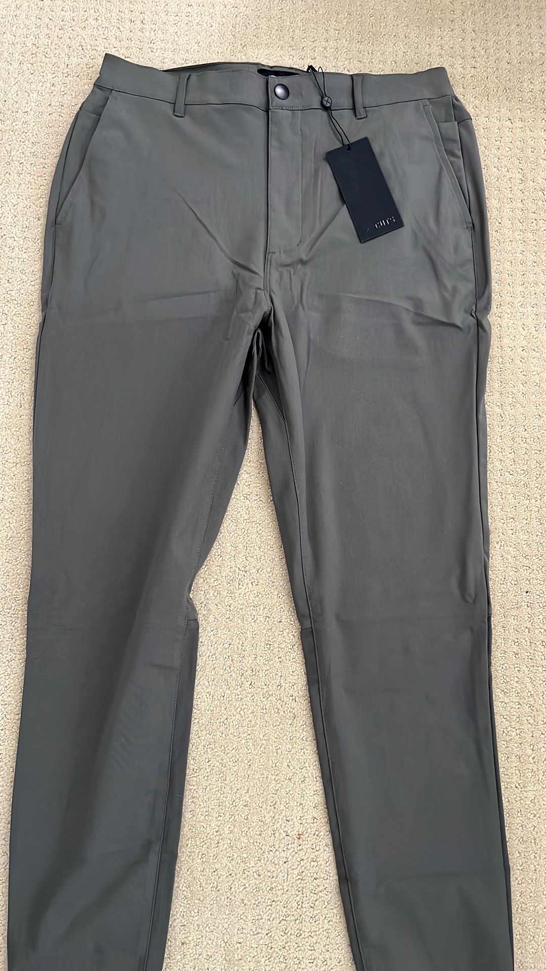 Cuts Men’s Jogger Size Large Gray/Green