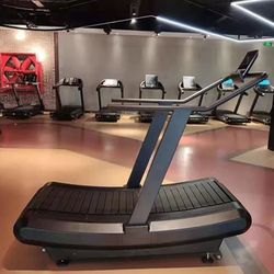 Treadmill Brand New , 50$ Down Payment , Sports & Outdoors - outstanding
