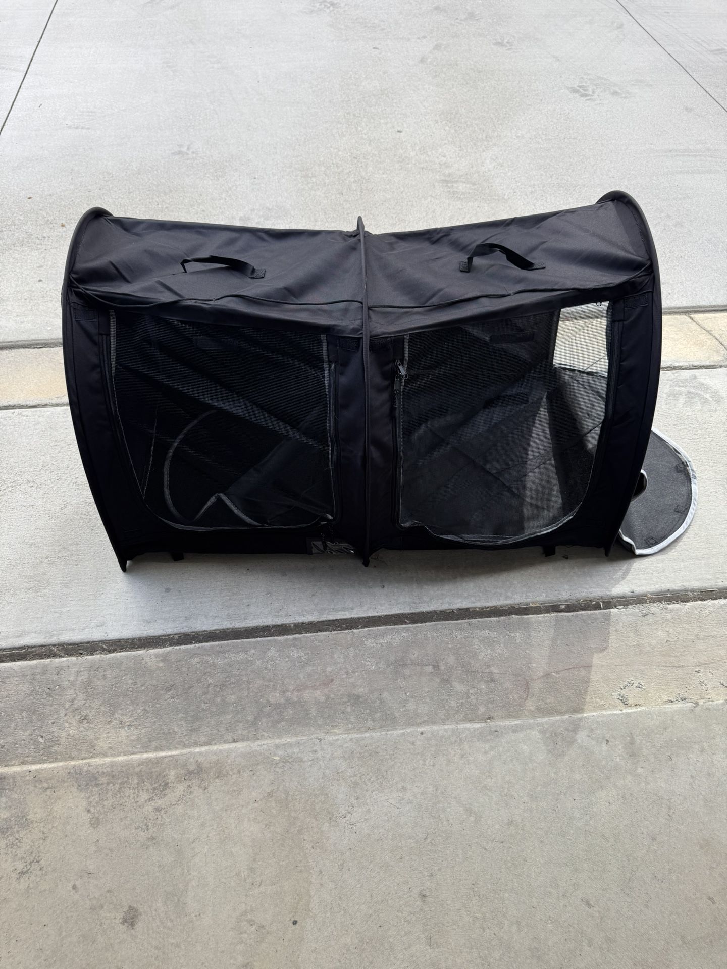 Cat Travel House