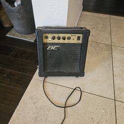 Mini Guitar AMP