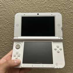 Nintendo 3DS Animal Crossing: New Leaf Edition Nintendo Handheld Game Console AMERICAN LANGUAGE