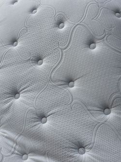 Queen size mattress
