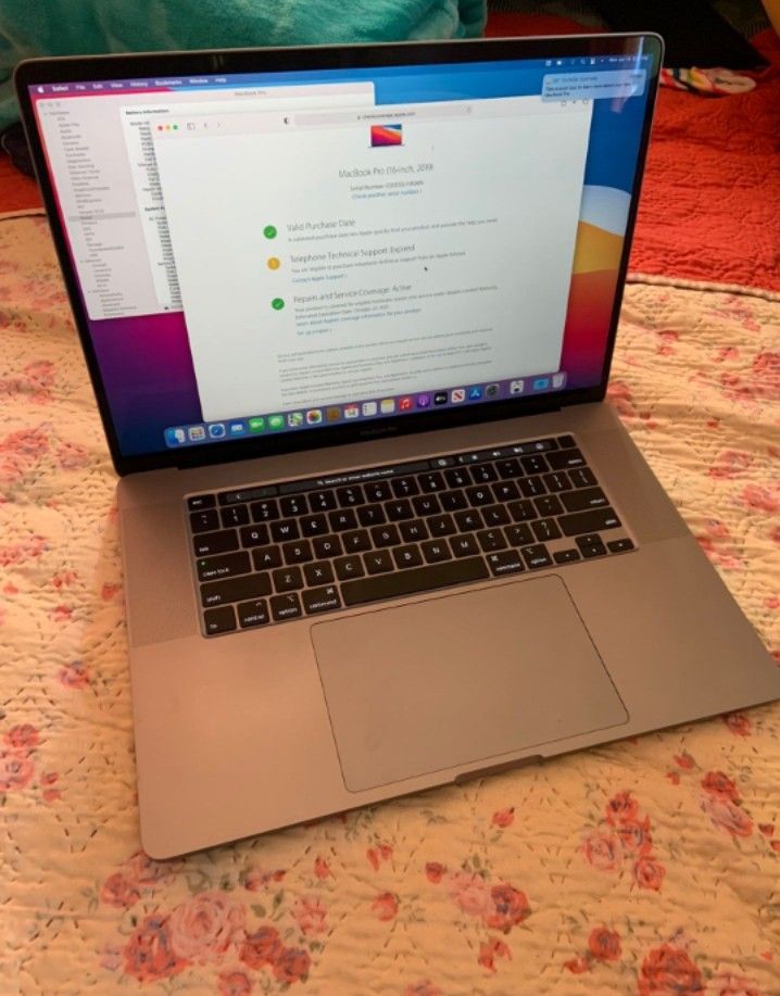 Apple Mackbook Pro 15inch Laptop 