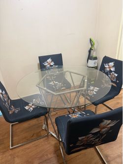 Circular glass table