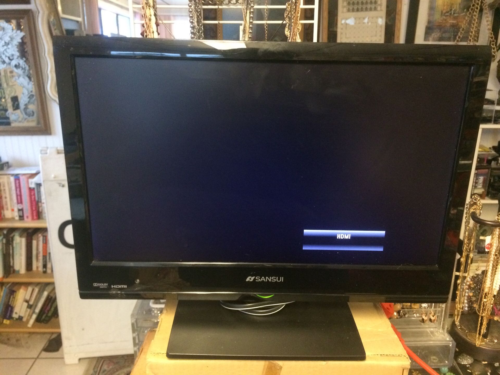 SANSUI 19” LED FLAT SCREEN HDTV w/HDMI FULLY TESTED ~ NO REMOTE CONTROL