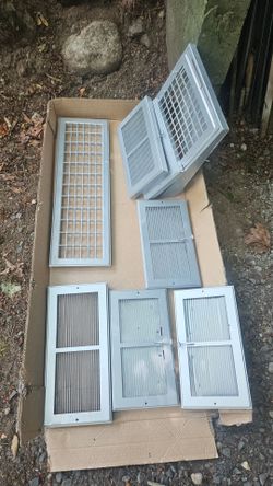 Silver/chrome colored vents