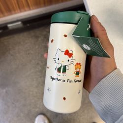 Starbucks Hello Kitty 