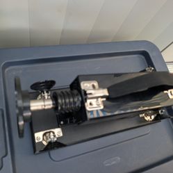 Toy to do Pompeo mischief