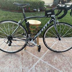 Scott CR1 Pro Full Carbon Road Bike -54 Cm-Mavic Karin Elite SL Wheels