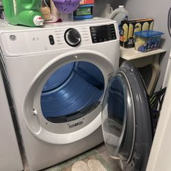 Whirlpool Washer And Dryer 