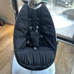 4moms mamaRoo Multi-Motion Baby Swing