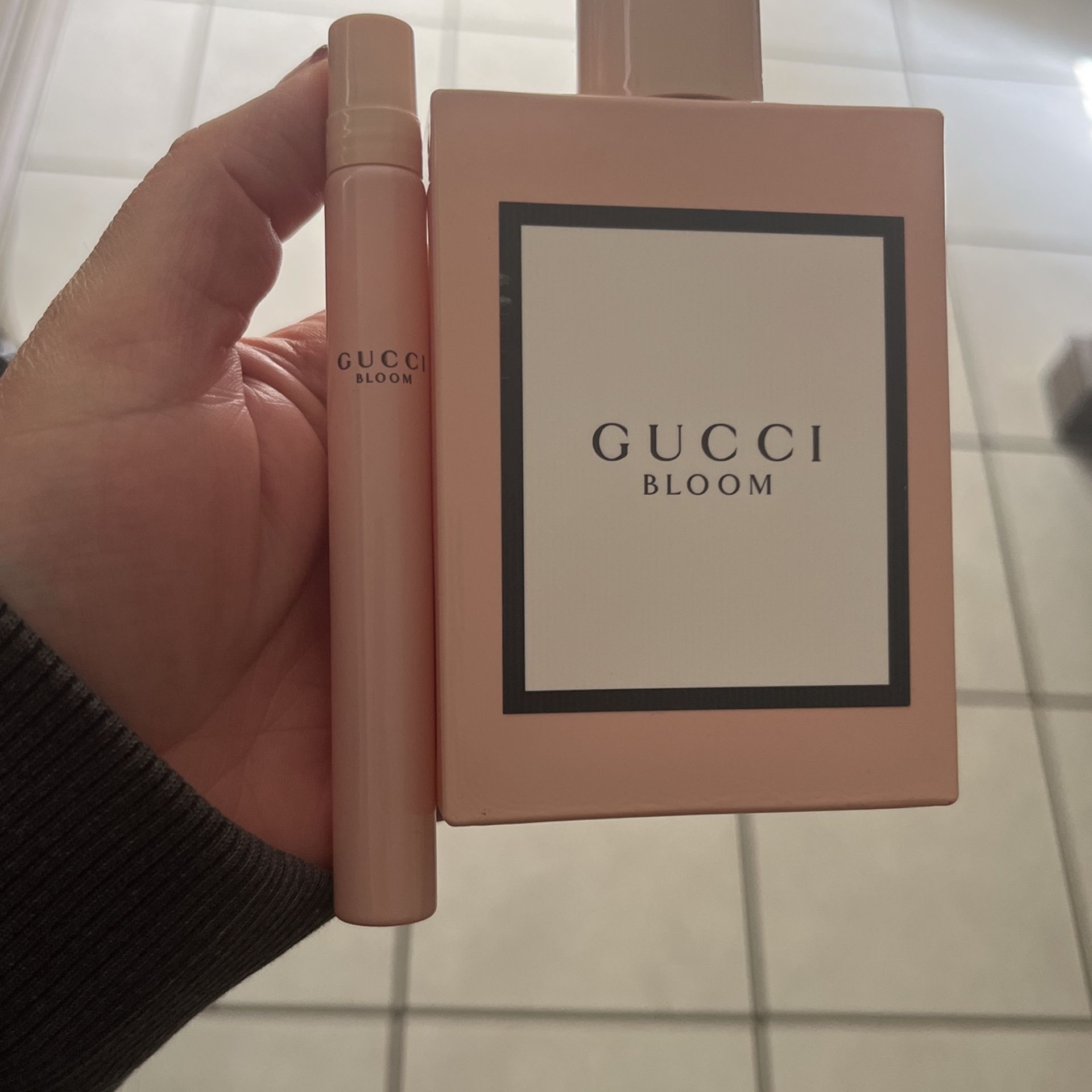 Gucci bloom eau de perfume 3.3fl oz.