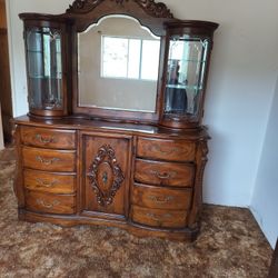 Vintage Bedroom Furniture 