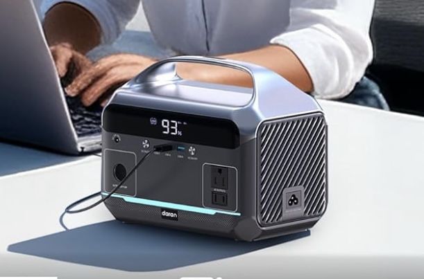 NEW Portable Power Station W/ Solar Panel, Generator W/ Solar Panels !