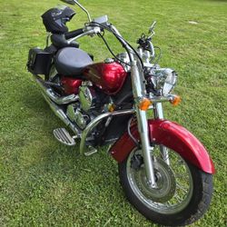 Beautiful 2011 Honda Shadow   750vt