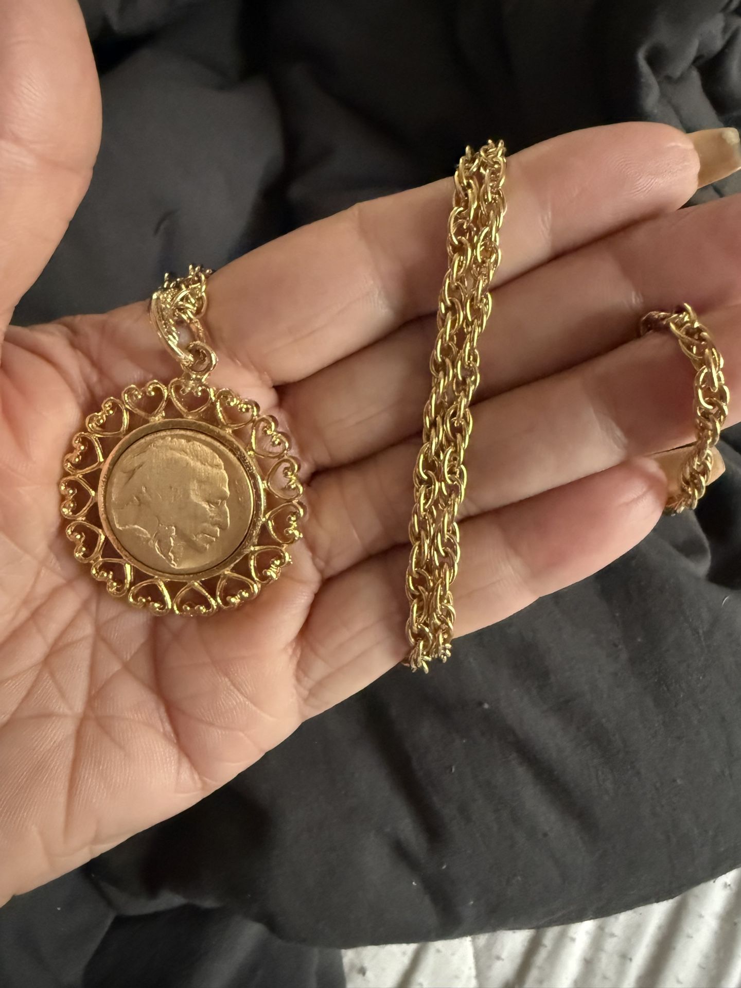 Gorgeous WLP Indian Buffalo Head Pendant And Chain Gold Plated
