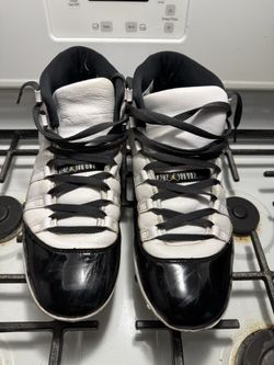 JORDAN 11 FOOTBALL CLEATS