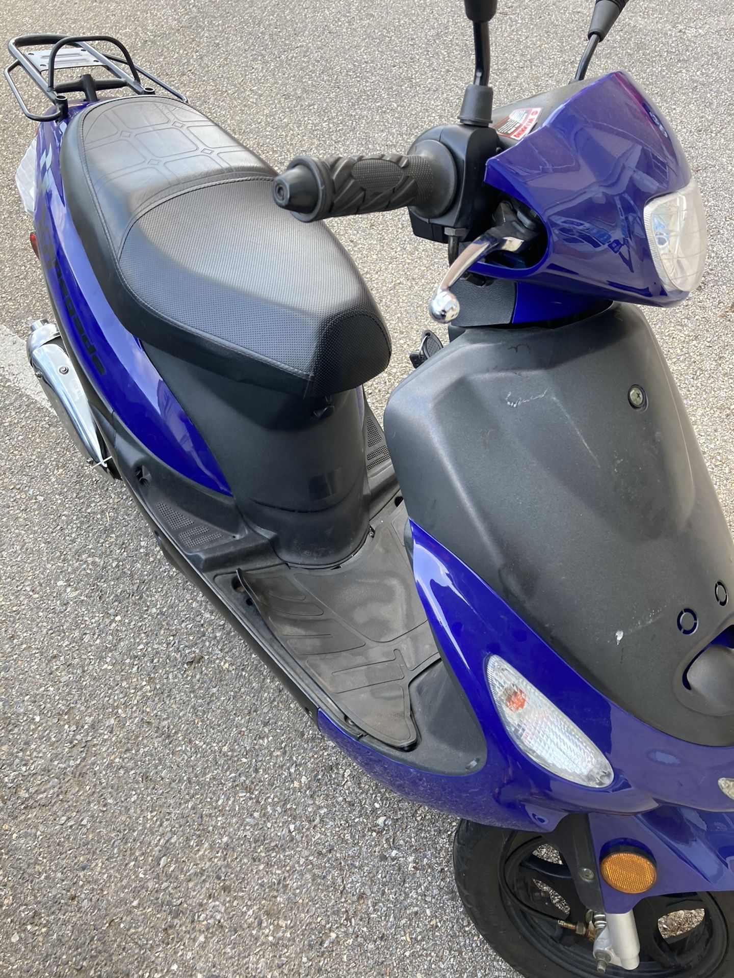 Moped/ Scooter 