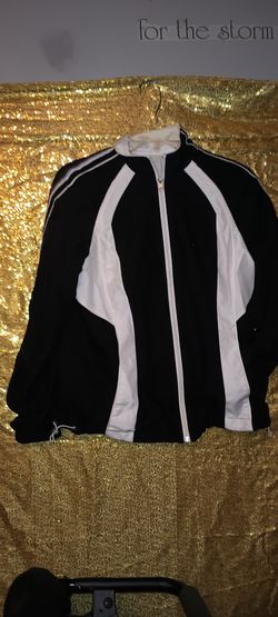 Girls jacket black jacket size sm, and army green hoodie size medium $3 each