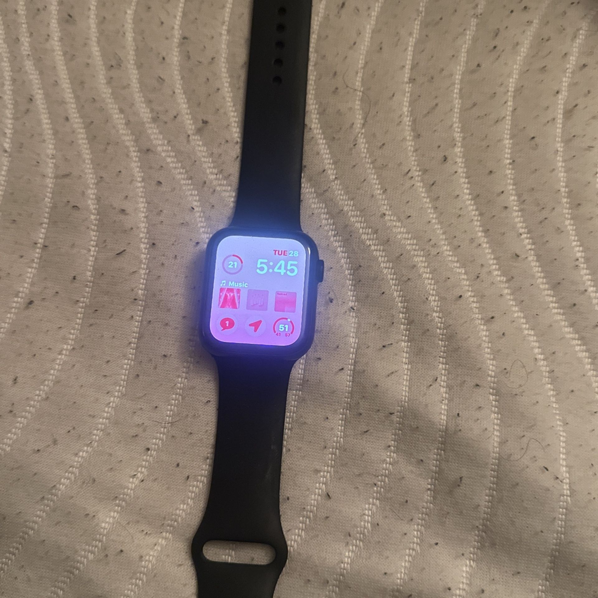 Apple Watch SE 2nd gen 44mm