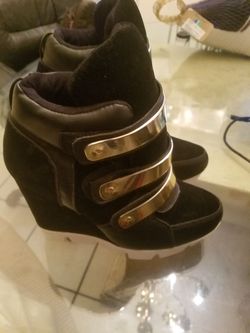 Dollhouse boots