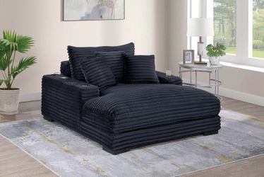 Chaise Lounge w Cupholders and USB Ports, Black Fur like Jumbo Corduroy, New Especial price 