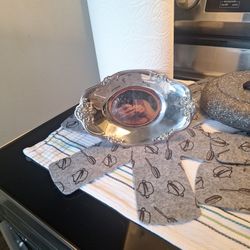 Metal silver played in platter dish