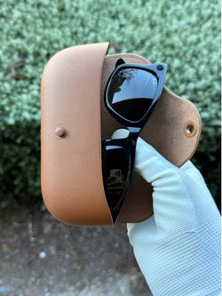 Rayban Meta Gen 2 Wayfarer Shiny Black 53MM Large Lens Green Like New