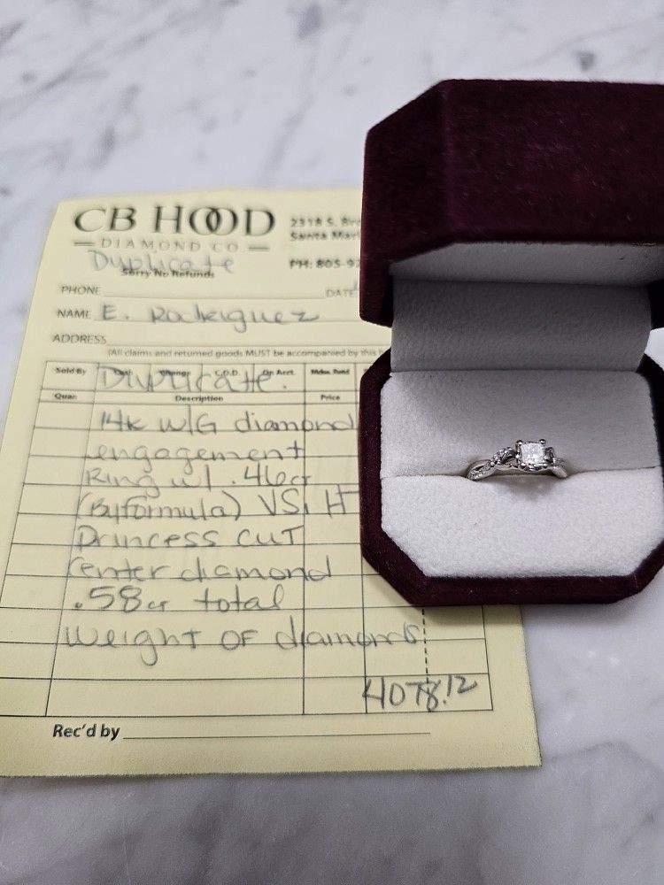 Elegant 14k White Gold Princess Cut Diamond Engagement Ring