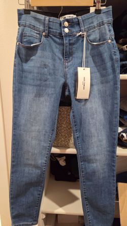 brand new jeans size 6p like size 4