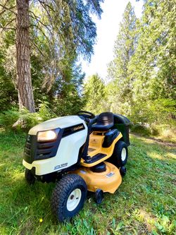 FS: Cub-Cadet LTX1046 Mower Riding Lawnmower w/ Bagger System