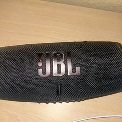 JBL 5 Speaker