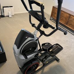Bowflex max Trainer M6