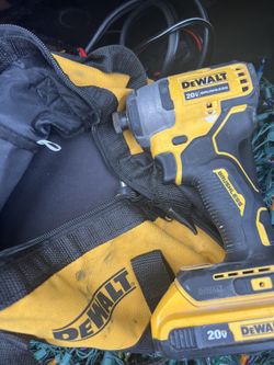DeWalt 20V Drill/impact