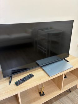 Tv stand and tv