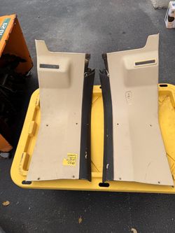 1980 corvette side Pilar covers in grate condition for the year