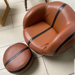 Kids Basketball Chair Excellent Condition Payed 499$